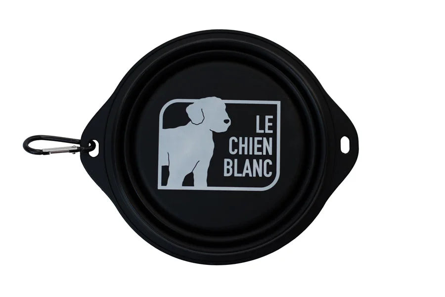 LE CHIEN BLANC - Bol rétractable Gus. Bêtes Gourmandes, boutique spécialisée alimentation, éducation et sports pour chiens à Québec.